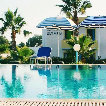 Kos Olympia Apartments At Lambi Beach コス・タウン