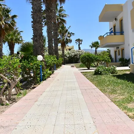 アパート Kos Olympia Apartments At Lambi Beach コス・タウン